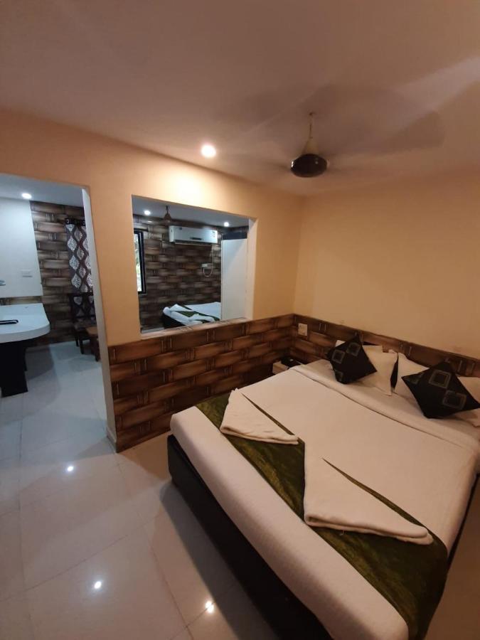Sri Mayuri Hotel Hyderabad