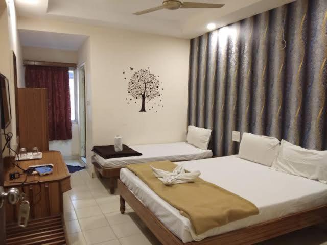 Sri Mayuri Hotel 2*